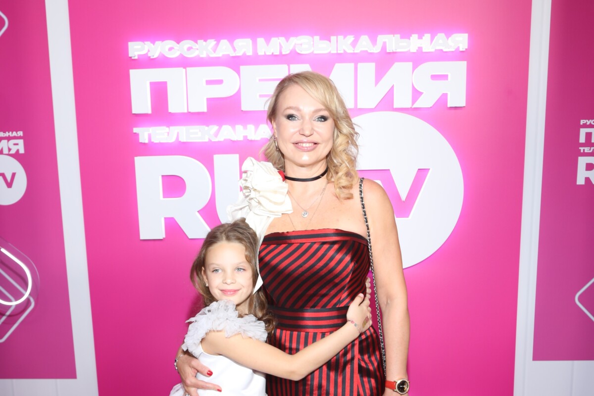 Алла Довлатова на премьере фильма